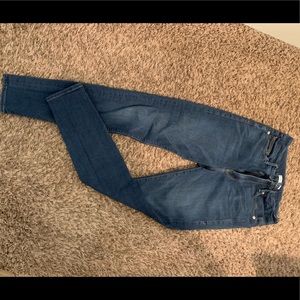 Good American jeans 27